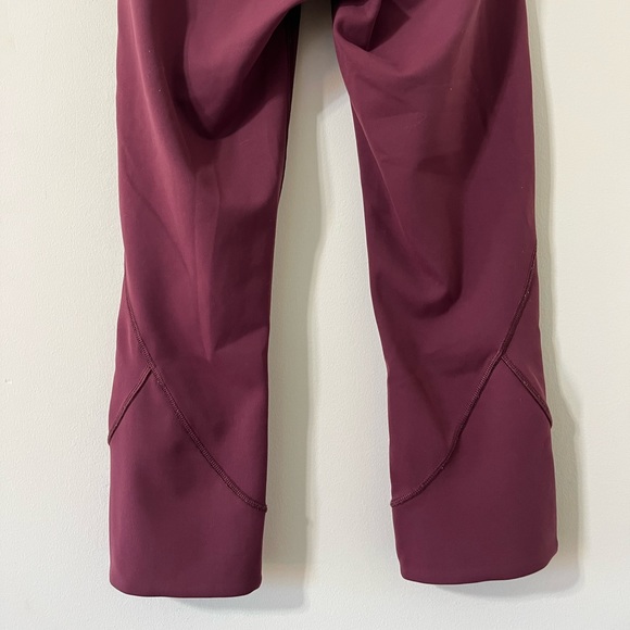Lululemon In Movement Crop Everlux 19" Garnet Leggings Size 4 - Picture 10 of 12
